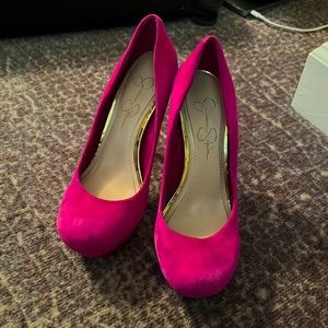 pink Jessica Simpson pumps